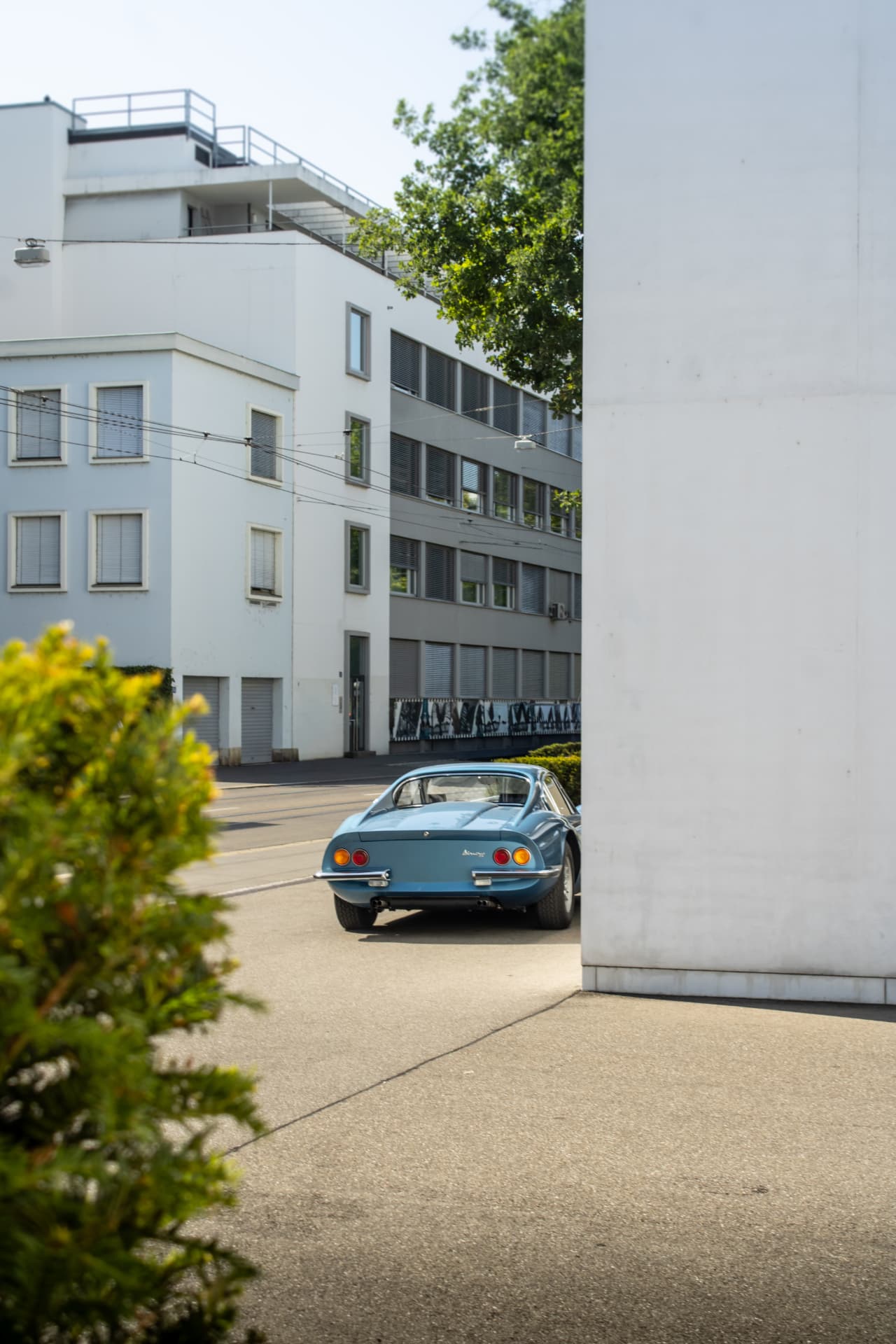 Ferrari Dino GT chez Niki Hasler Ferrari à Bâle — photo 11